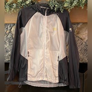 Mountain Hardware Wind Jacket